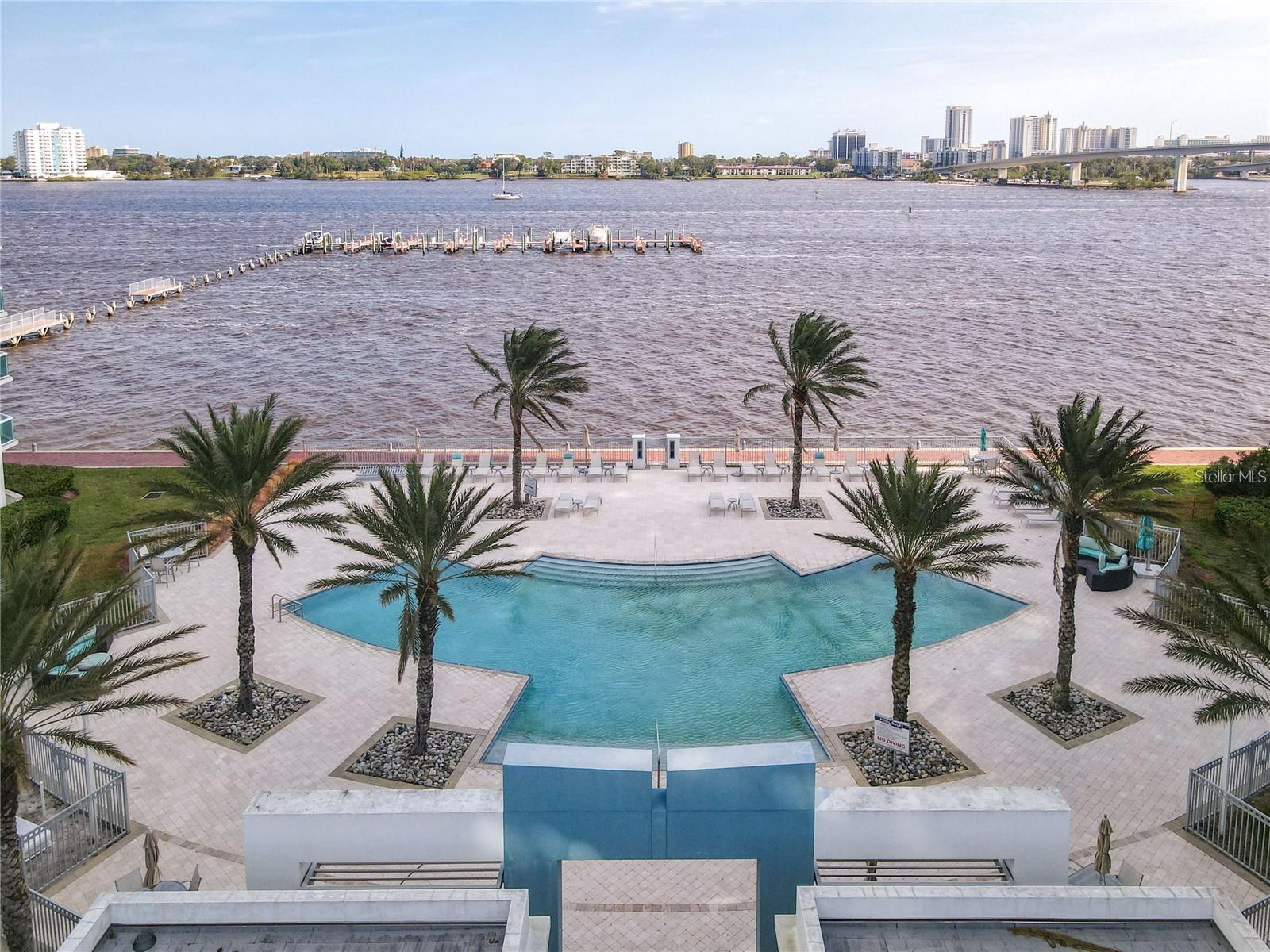 241 RIVERSIDE DR #1809 — photo 9
