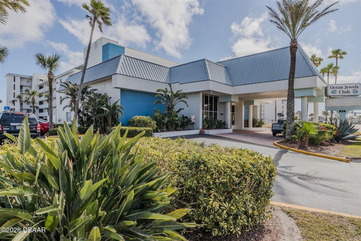 935 S ATLANTIC AVE #203