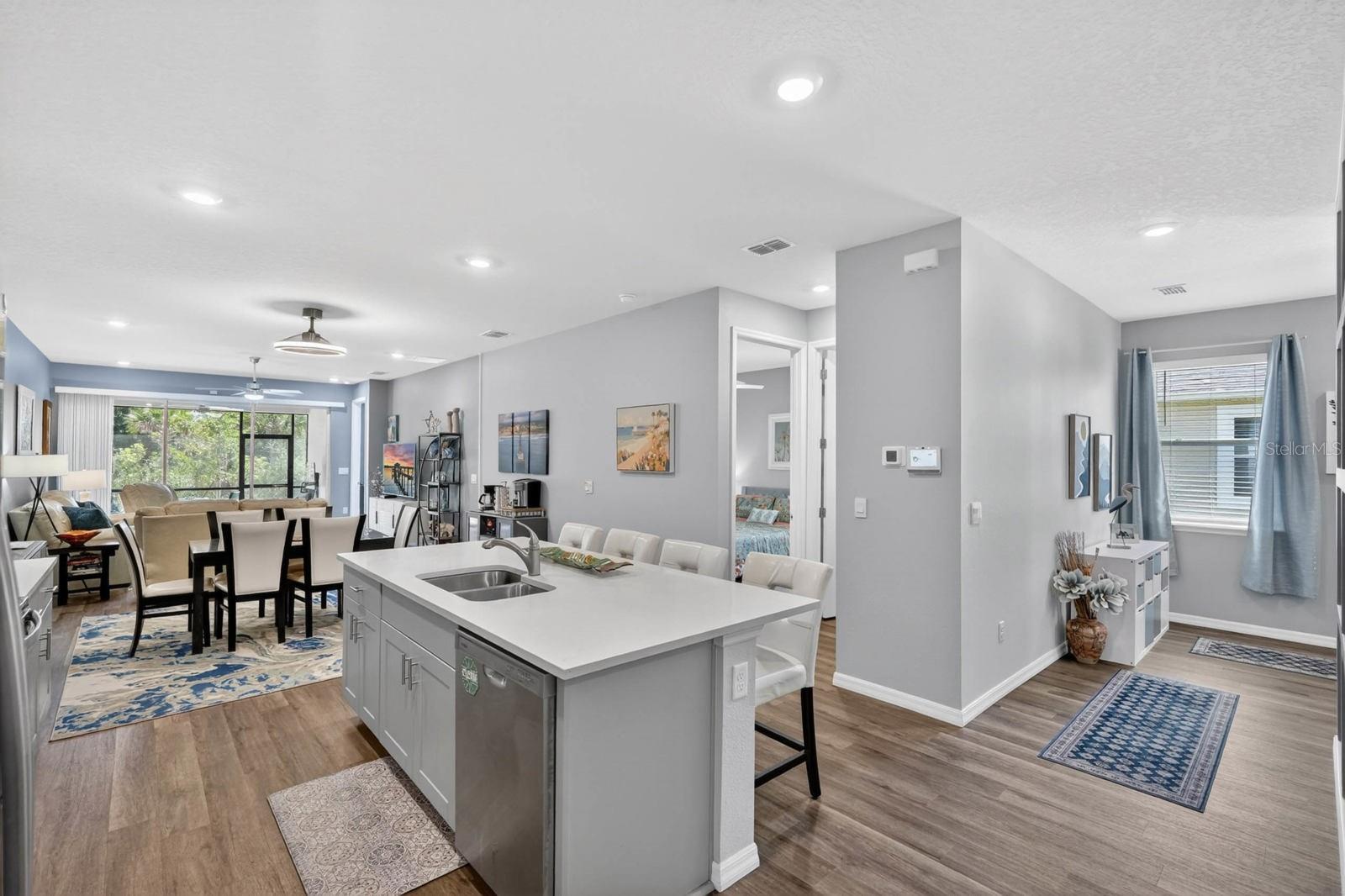 2708 KINSALE LN — photo 10