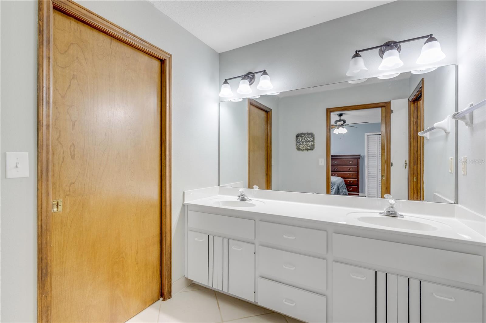 2236 DEERWOOD DR — photo 12