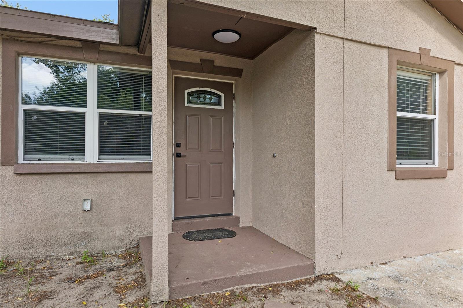 540 COLFAX DR — photo 4