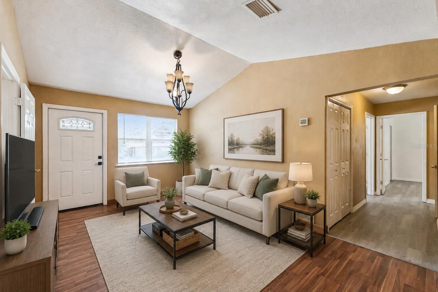 540 COLFAX DR — photo 5