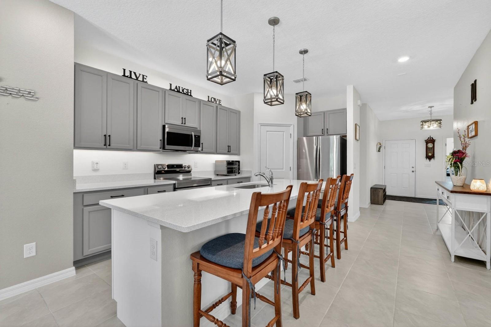 1615 MEADOWLARK DR — photo 11