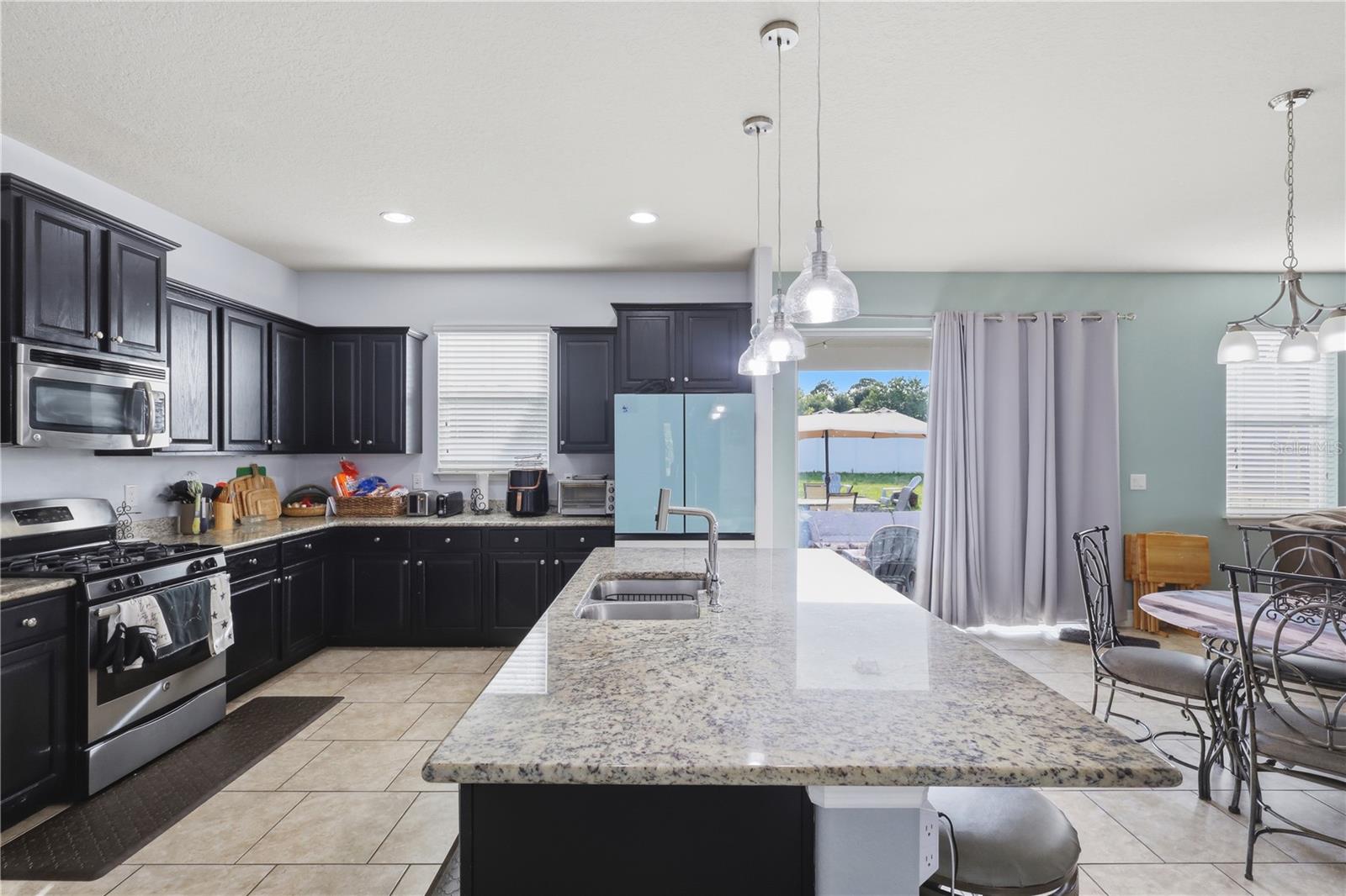1419 AVILA AVE — photo 11