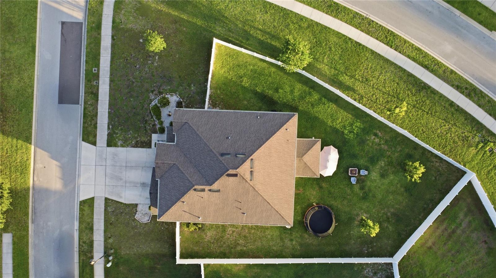 1419 AVILA AVE — photo 4