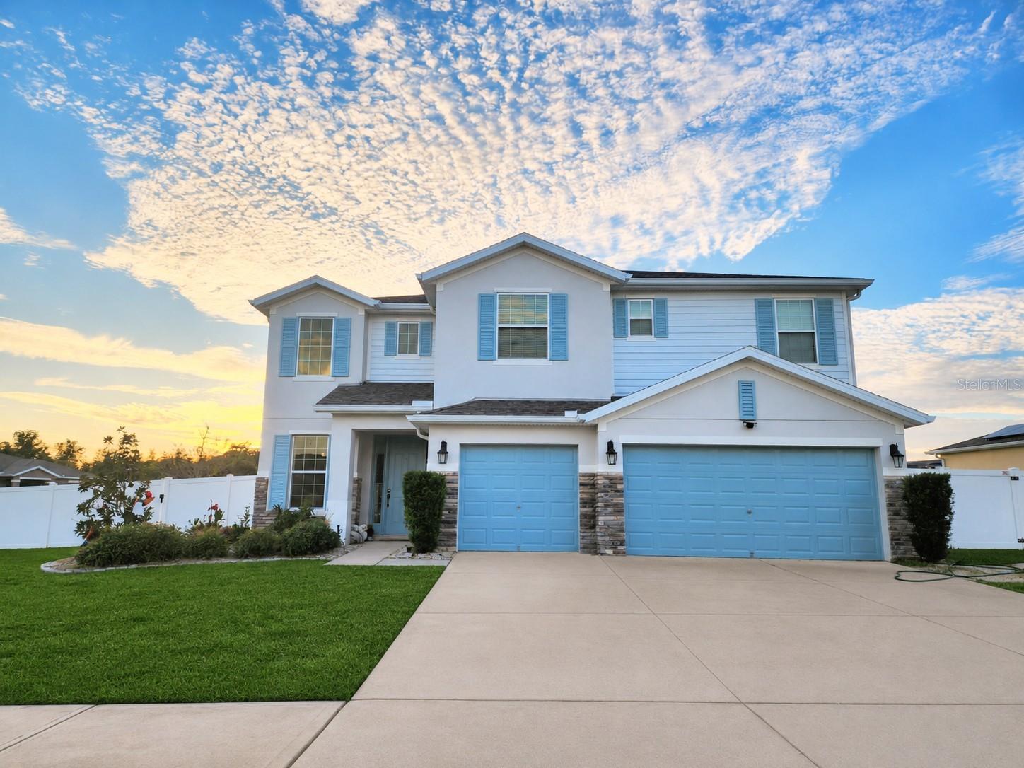 1419 AVILA AVE