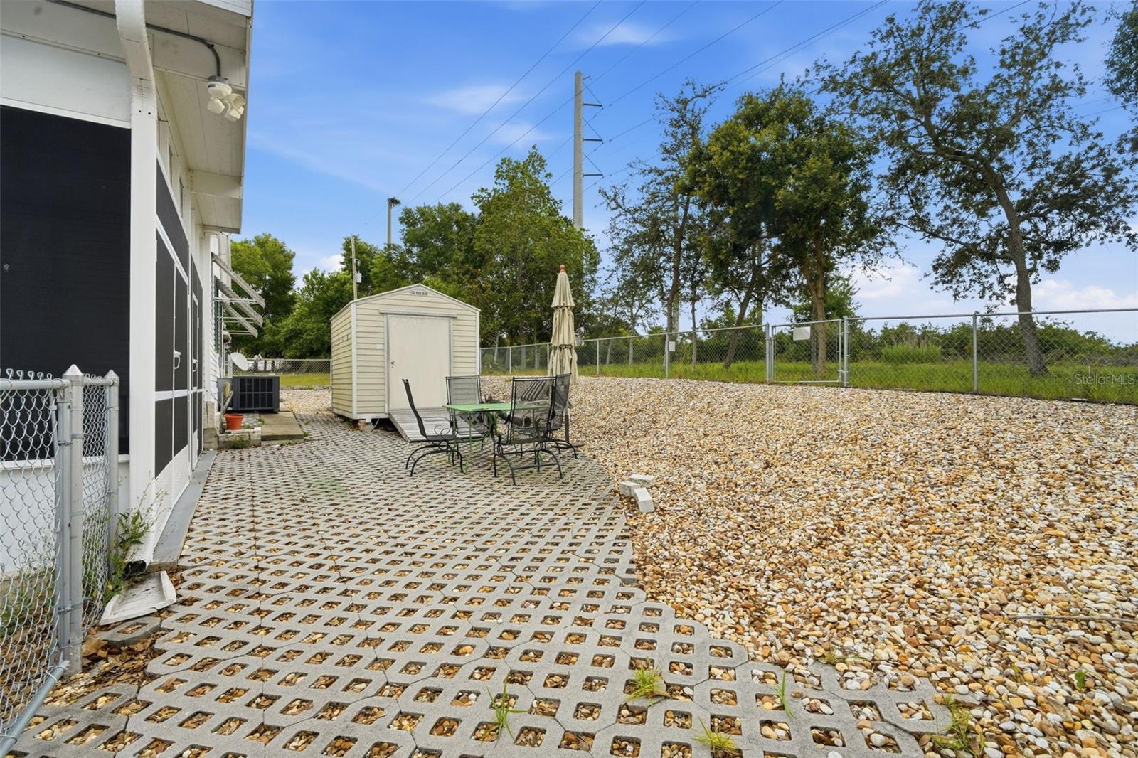 30 FLORENCE BLVD — photo 7