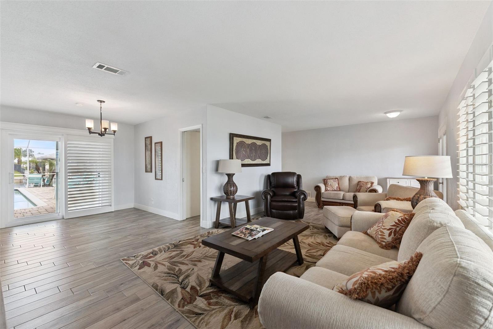 106 ANCHOR DR — photo 10