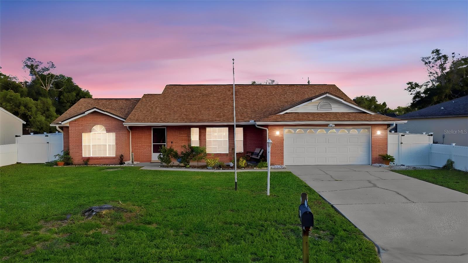 2287 BELEN DR