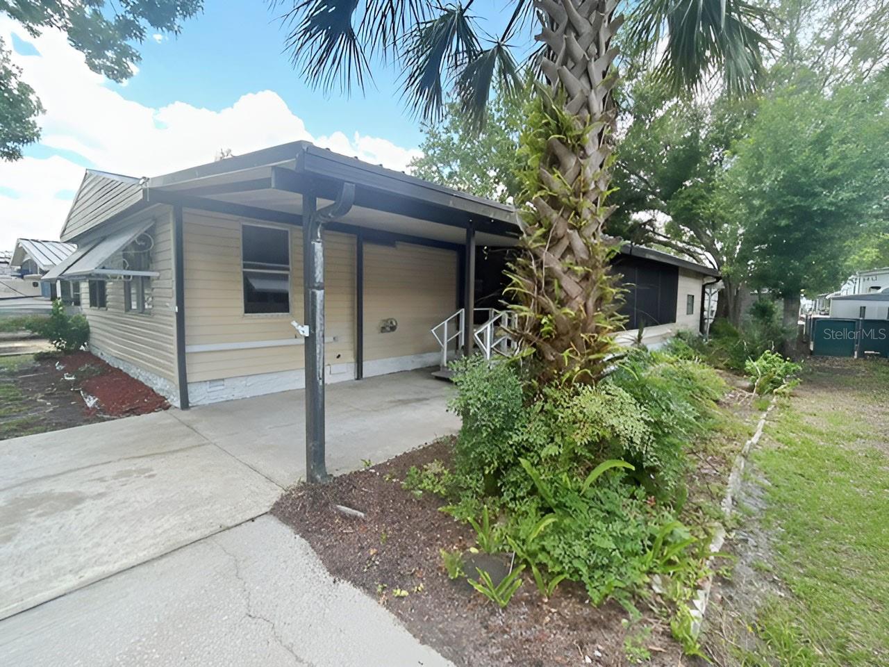 170 PALM DR — photo 2