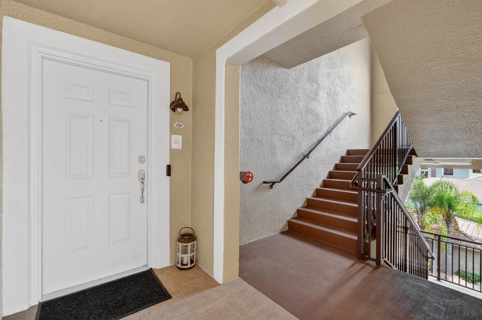 424 LUNA BELLA LN #330 — photo 2