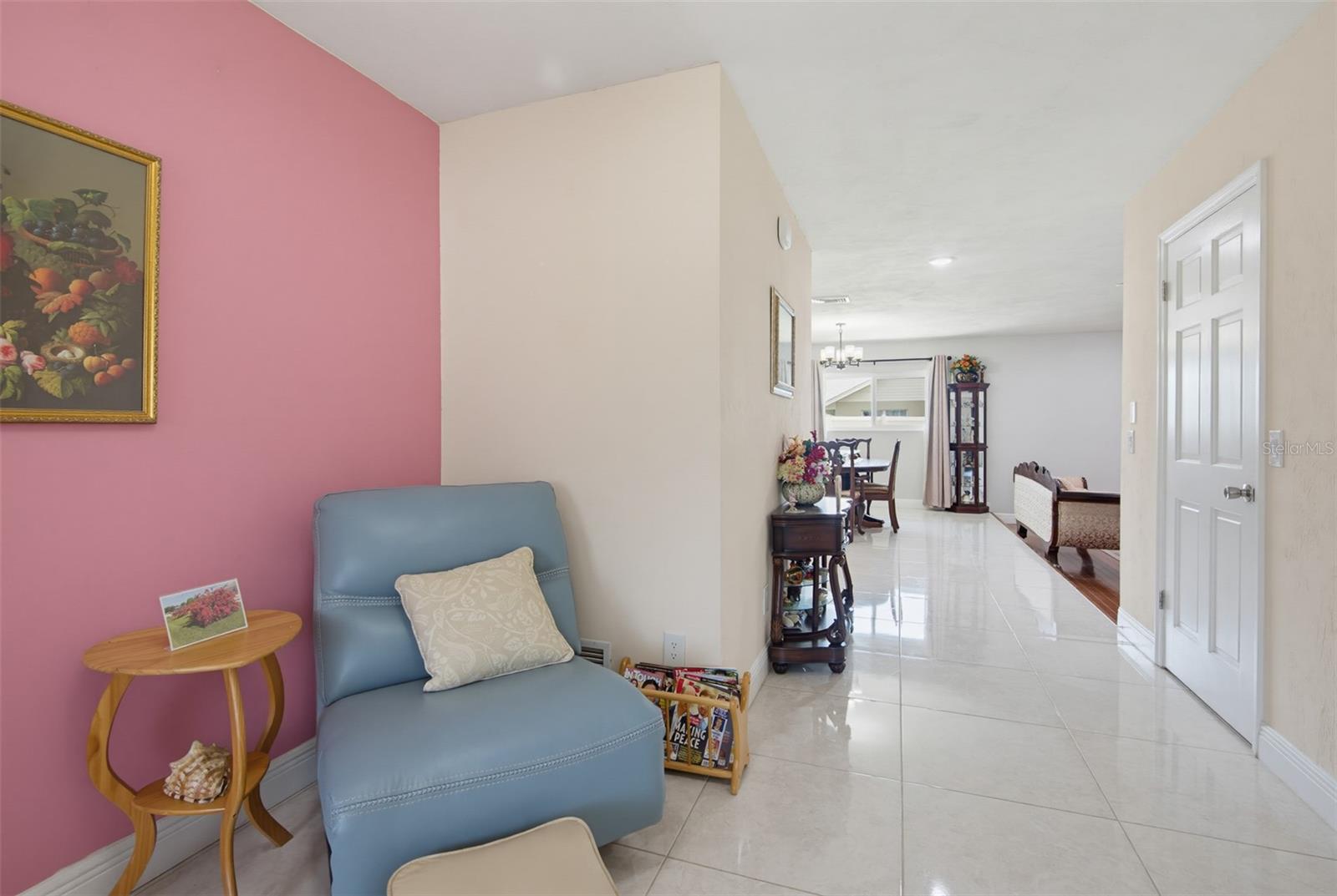 33 SANDCASTLE DR — photo 9