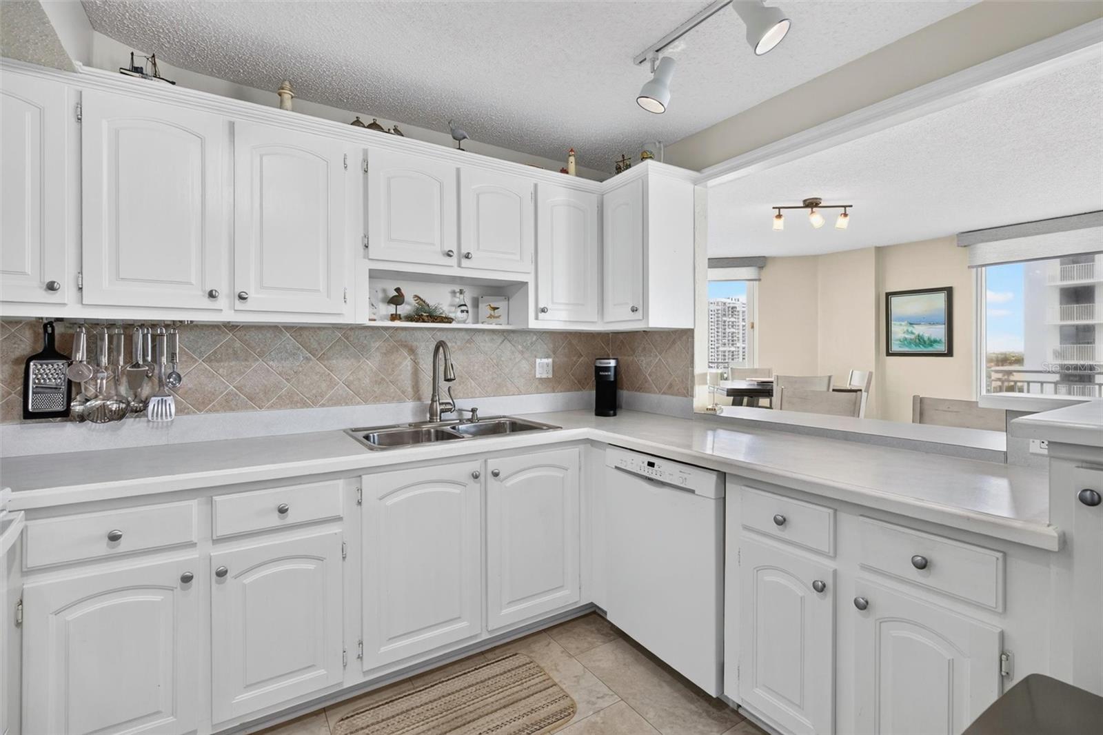 3047 S ATLANTIC AVE #705 — photo 7