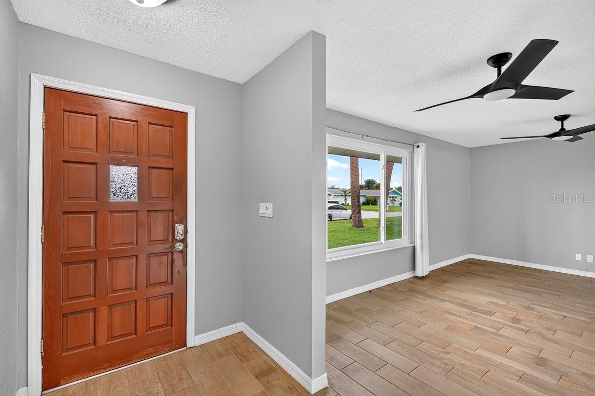 1309 SUWANEE RD — photo 4