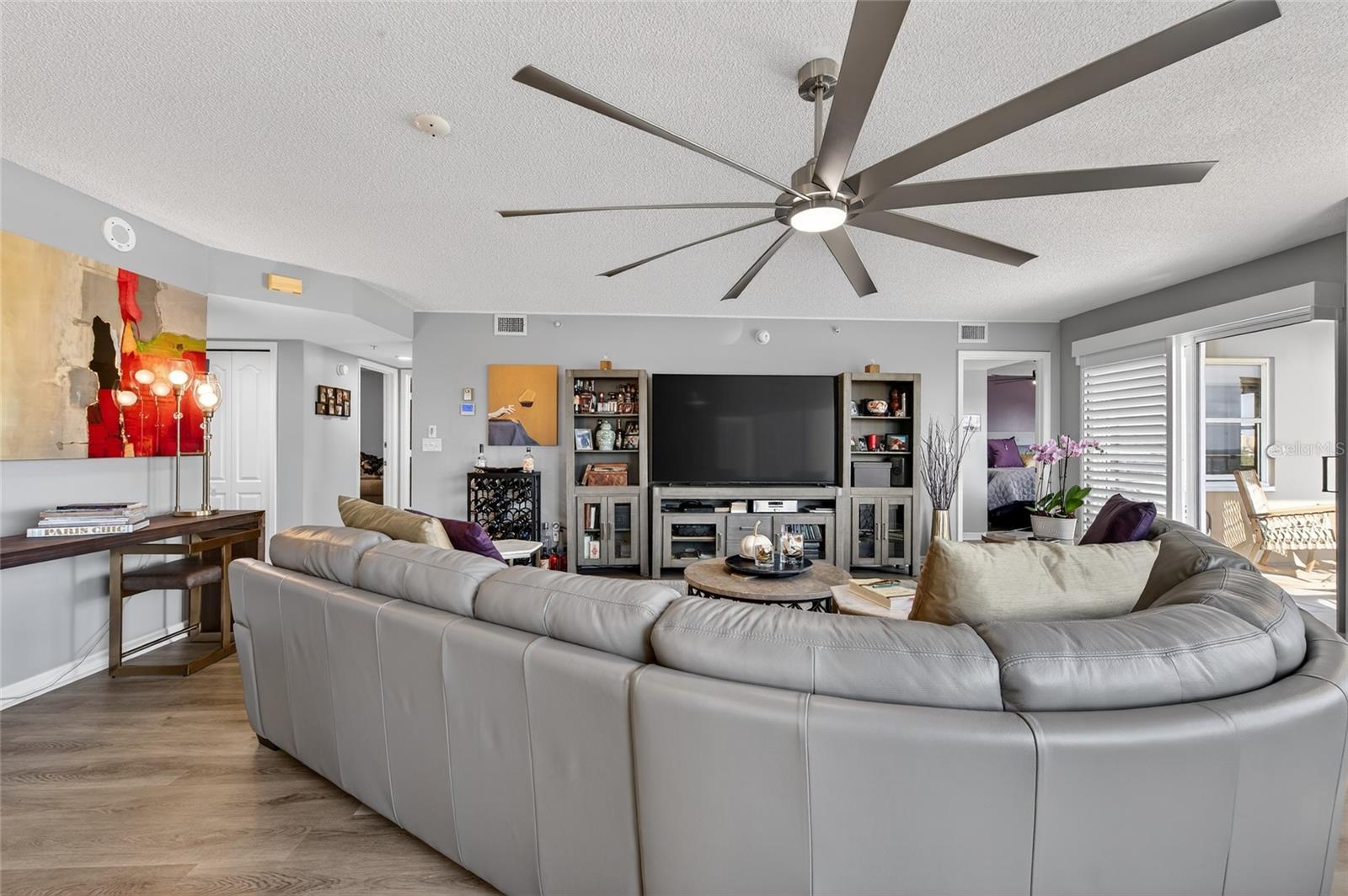 4 OCEANS WEST BLVD #705D — photo 11