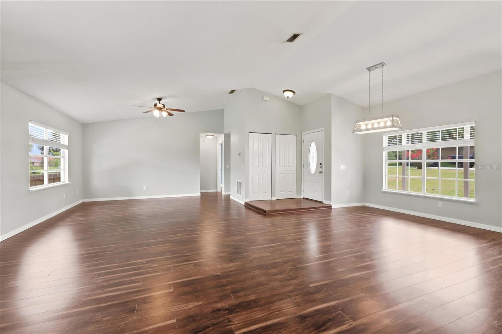 2695 KEENE LN — photo 8