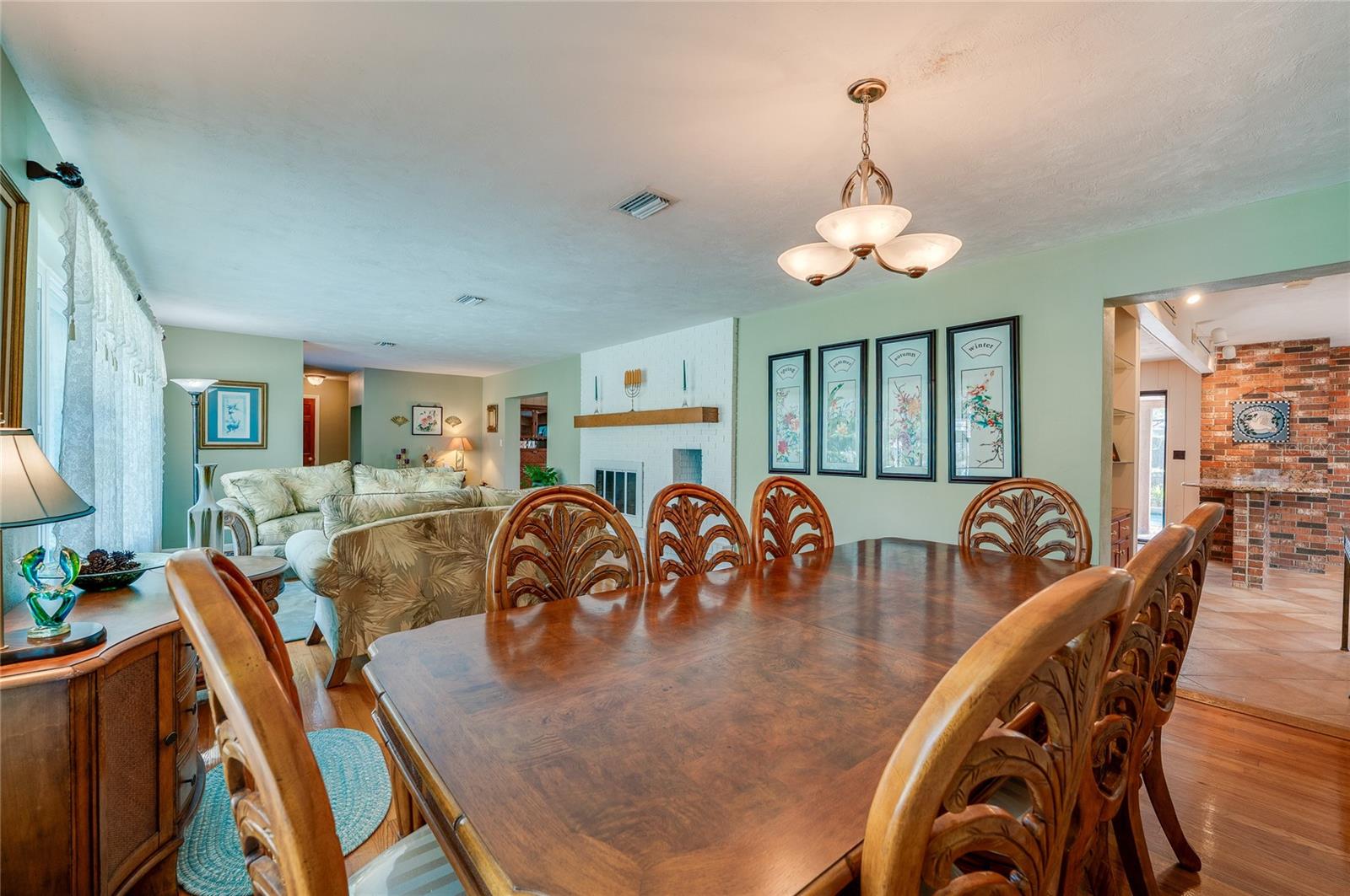 697 JOHN ANDERSON DR — photo 8