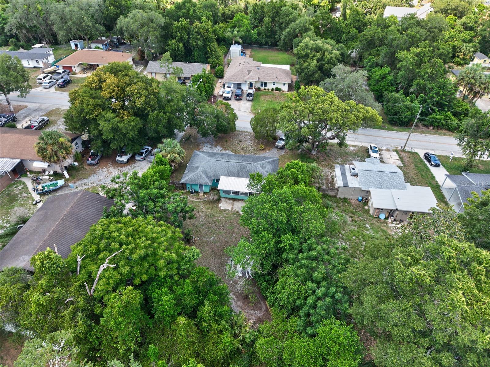 129 COLOMBA RD — photo 6