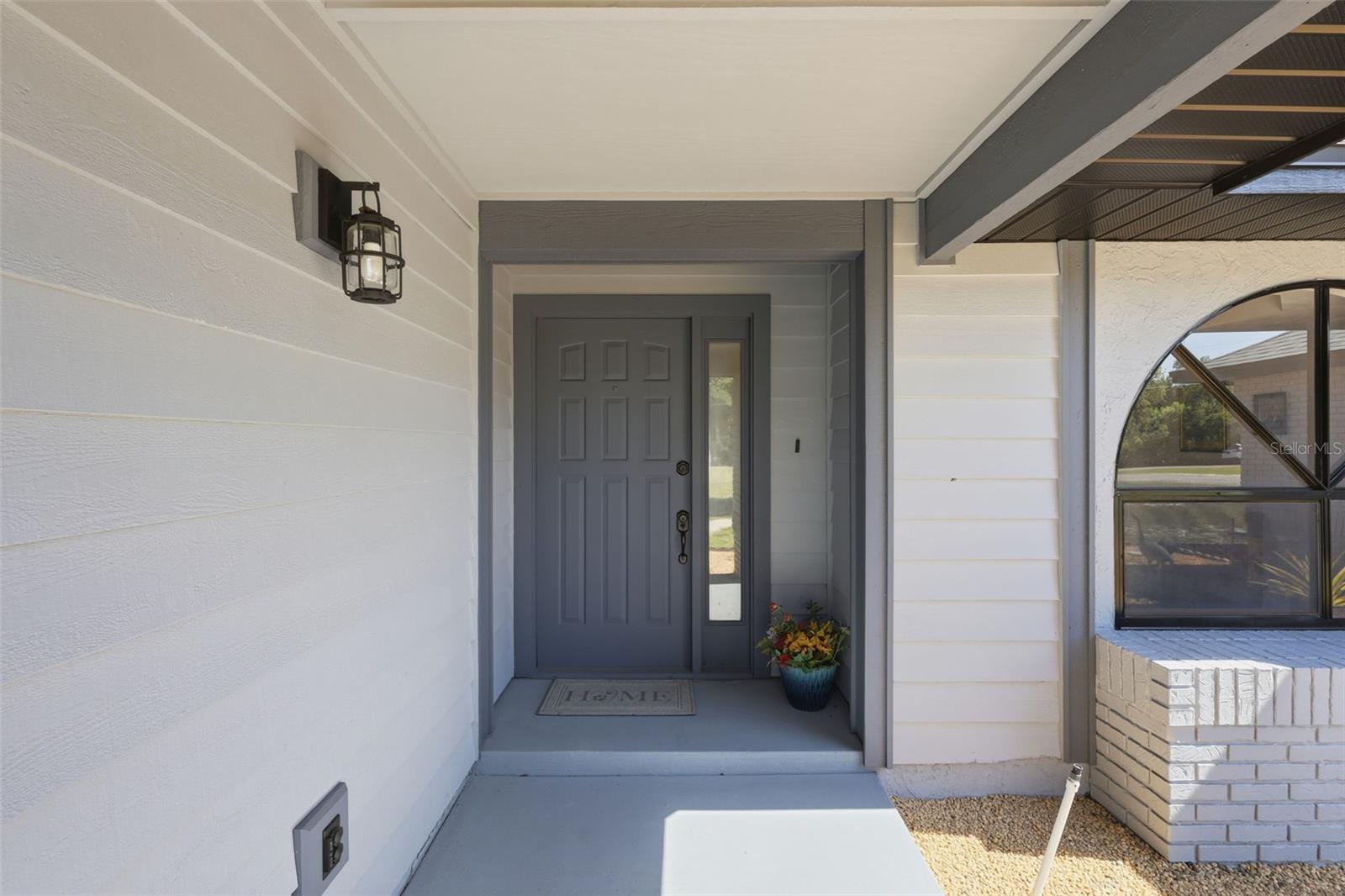 168 COMMUNITY DR — photo 12