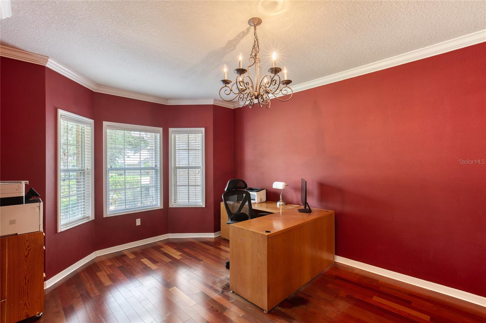 5 WATERCLIFF LN — photo 11