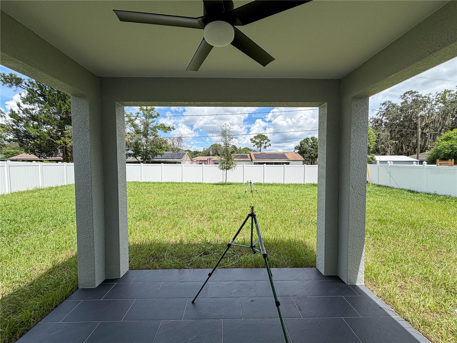 1592 E NORMANDY BLVD — photo 4