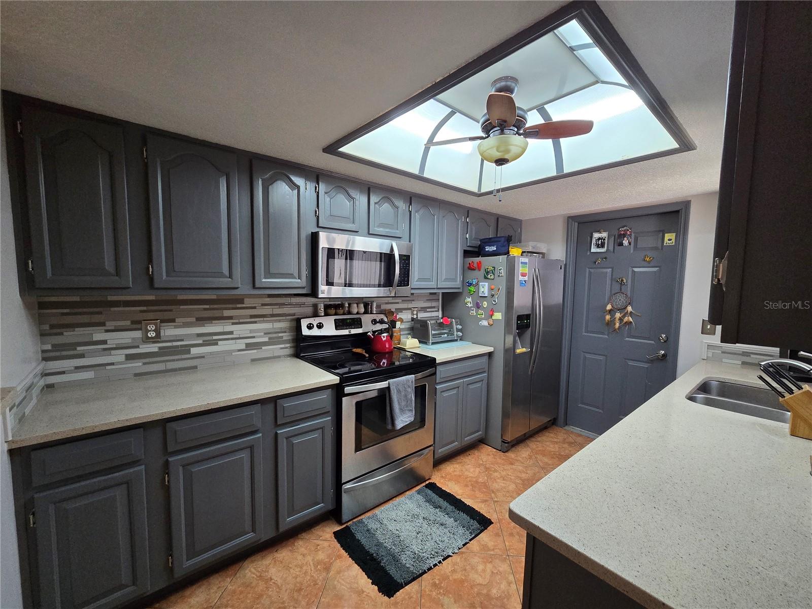 2259 BRANCHWOOD DR — photo 2