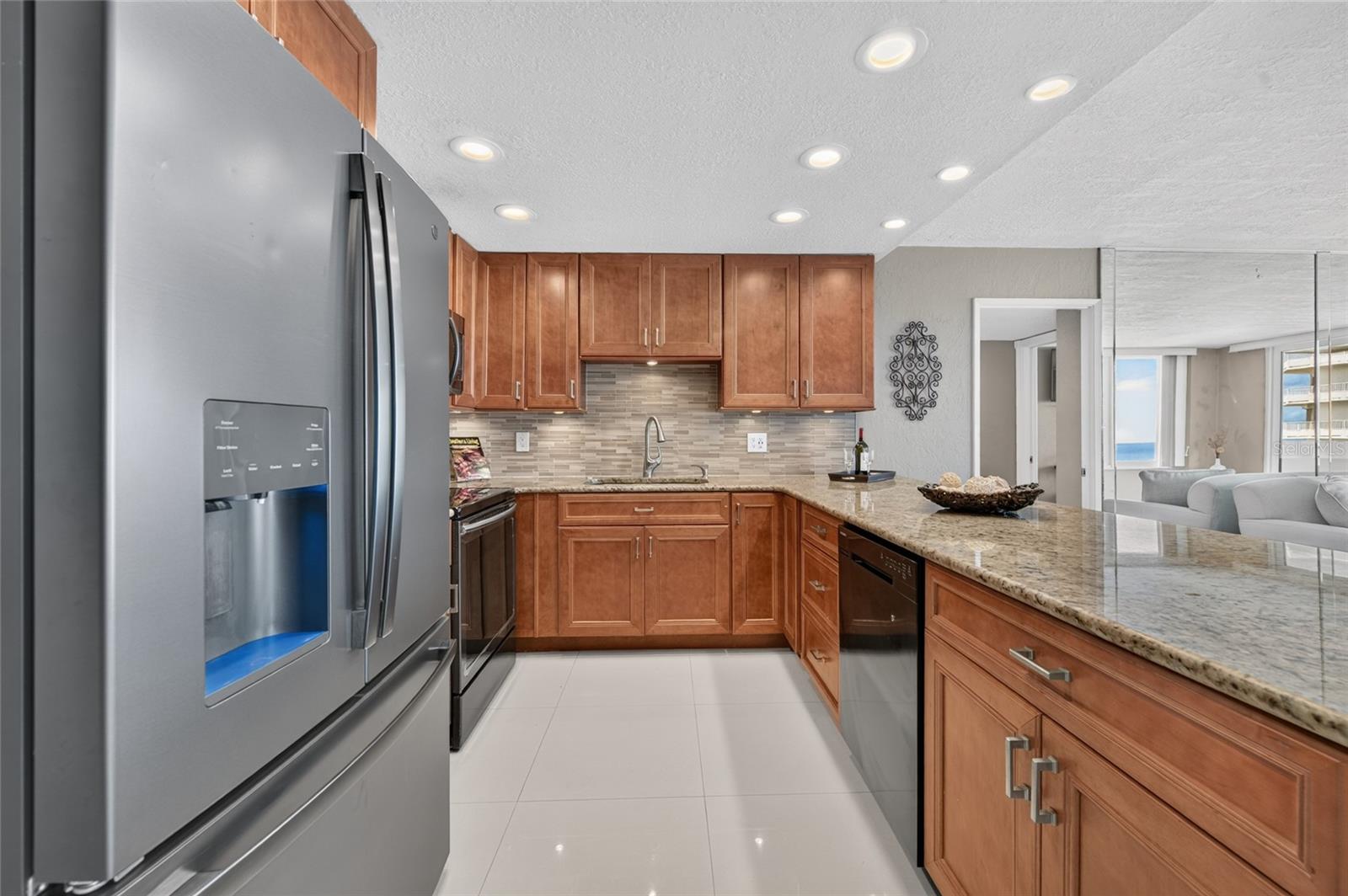 2947 S ATLANTIC AVE #1706 — photo 4