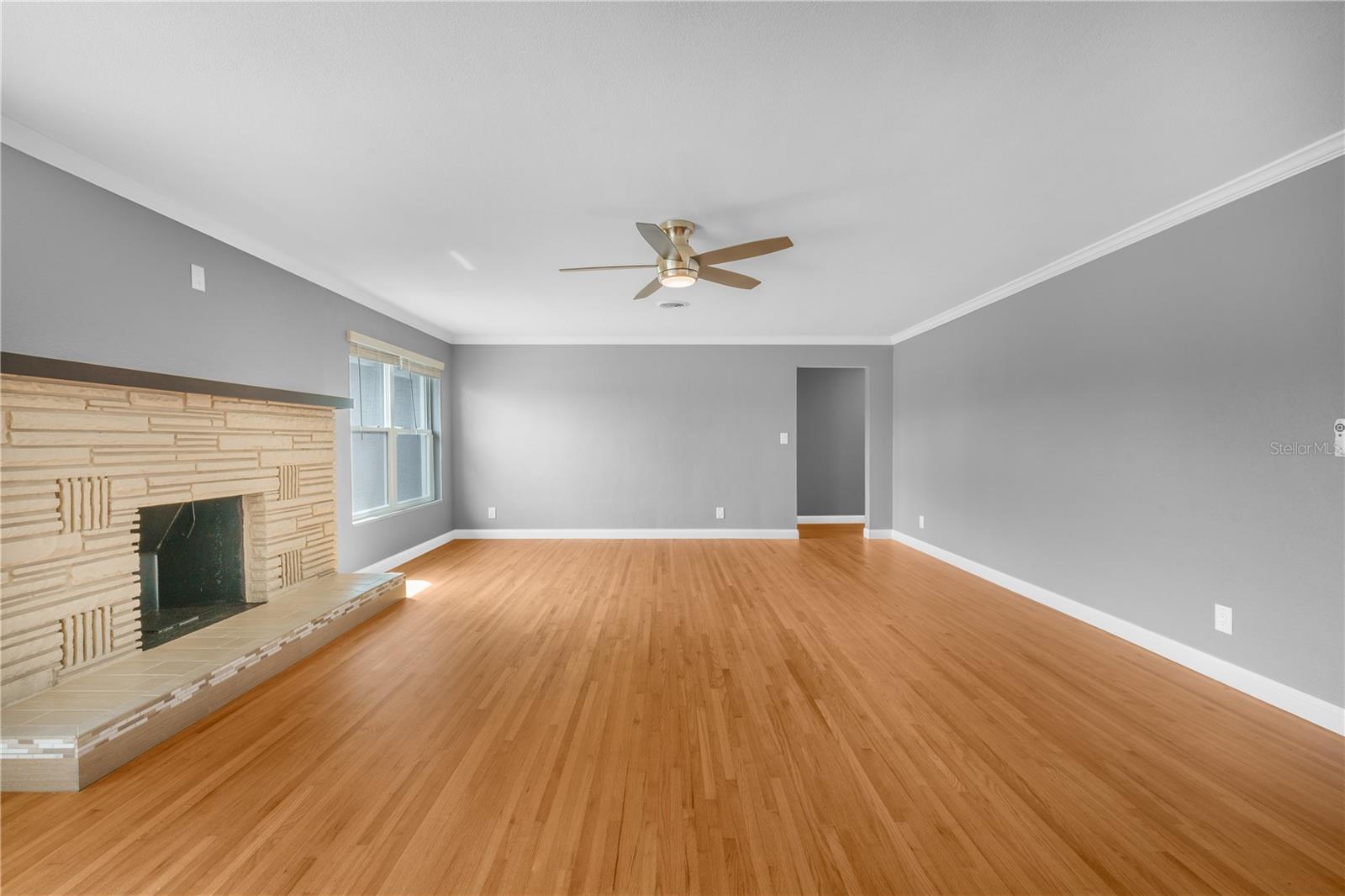 1032 BEL AIRE DR — photo 6