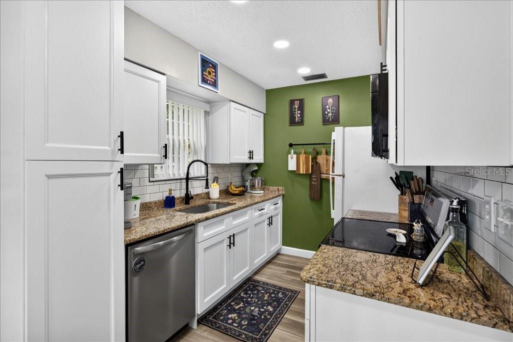 840 CENTER AVE #730 — photo 7