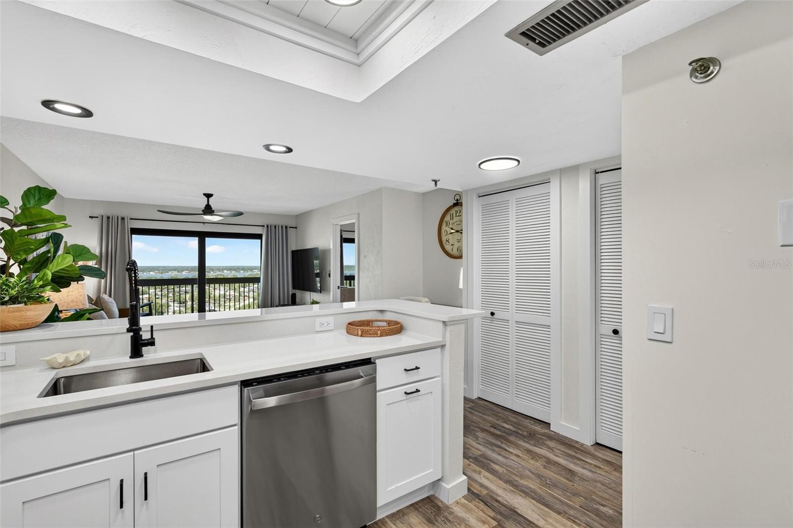 1513 OCEAN SHORE BLVD #10A — photo 10