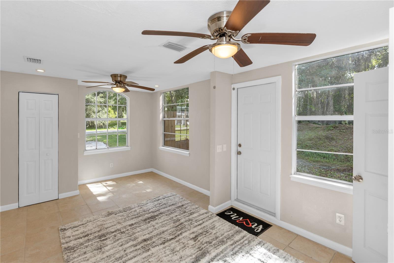 247 TOMS RD — photo 8