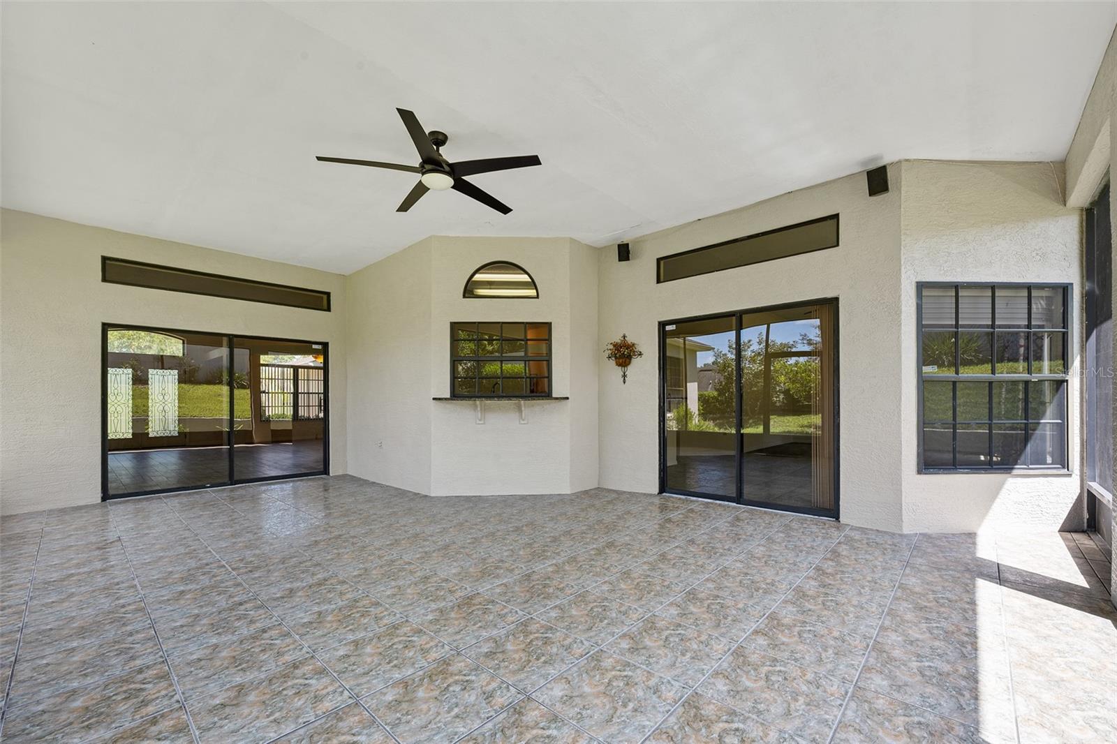 1837 E GLANCY DR — photo 9