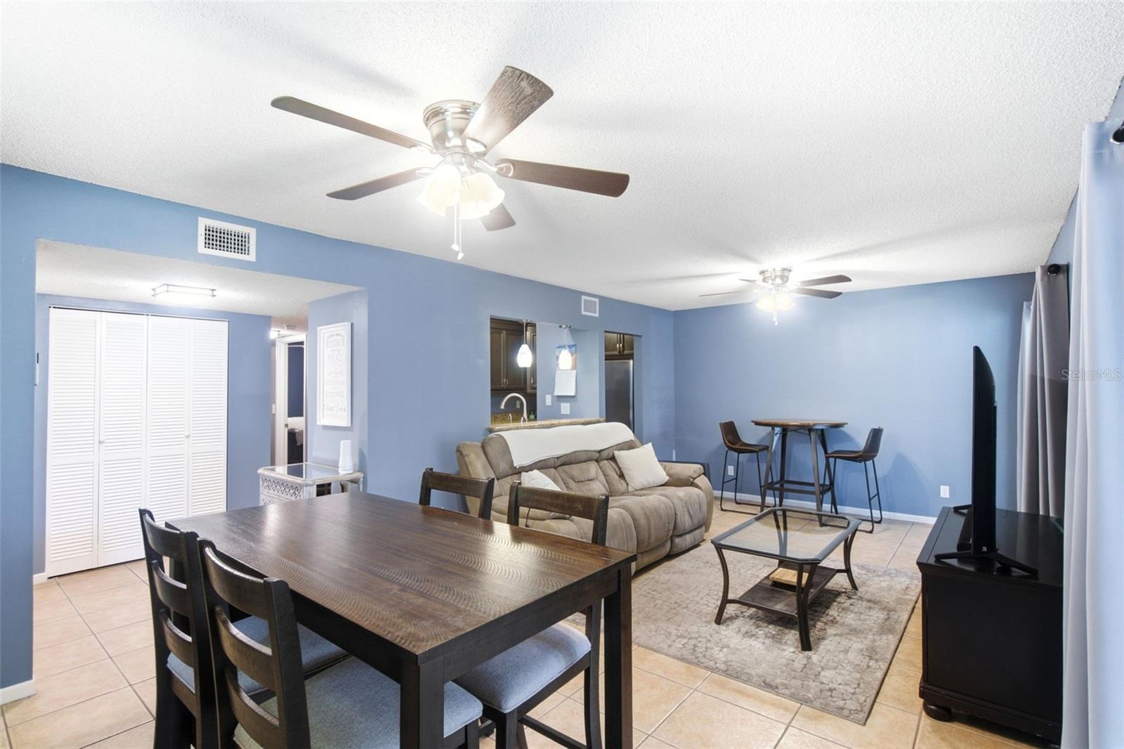 140 ORCHID WOODS CT #1B — photo 7