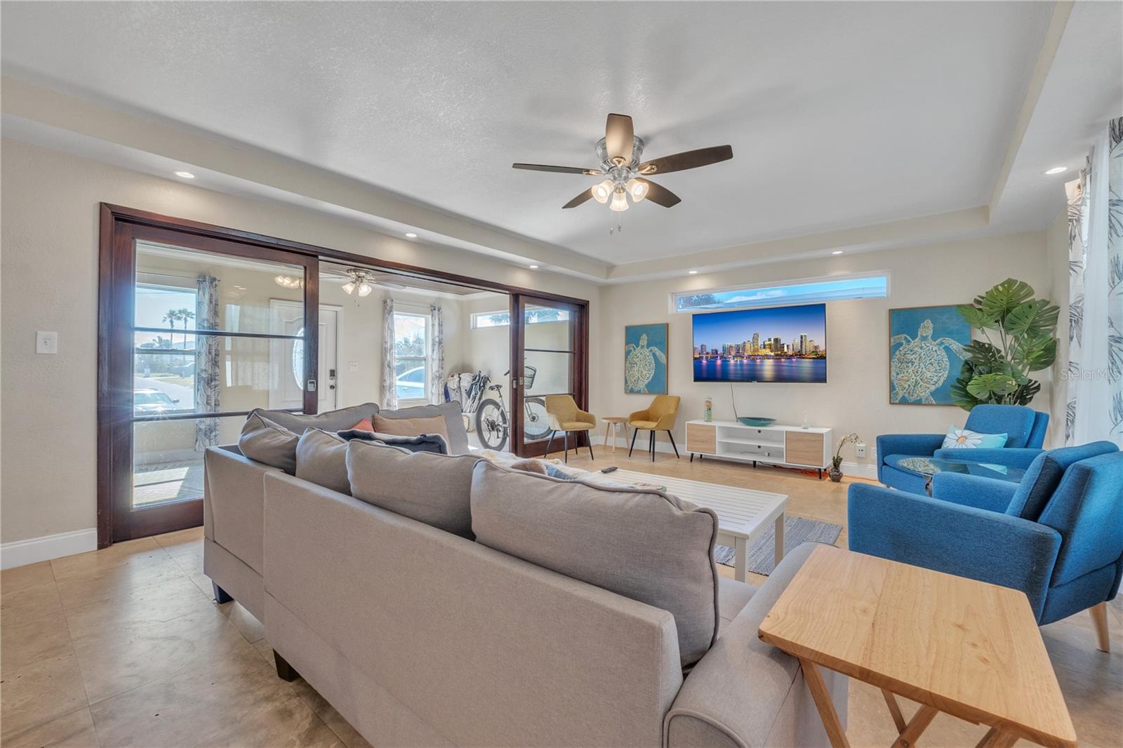 135 PARK AVE — photo 11