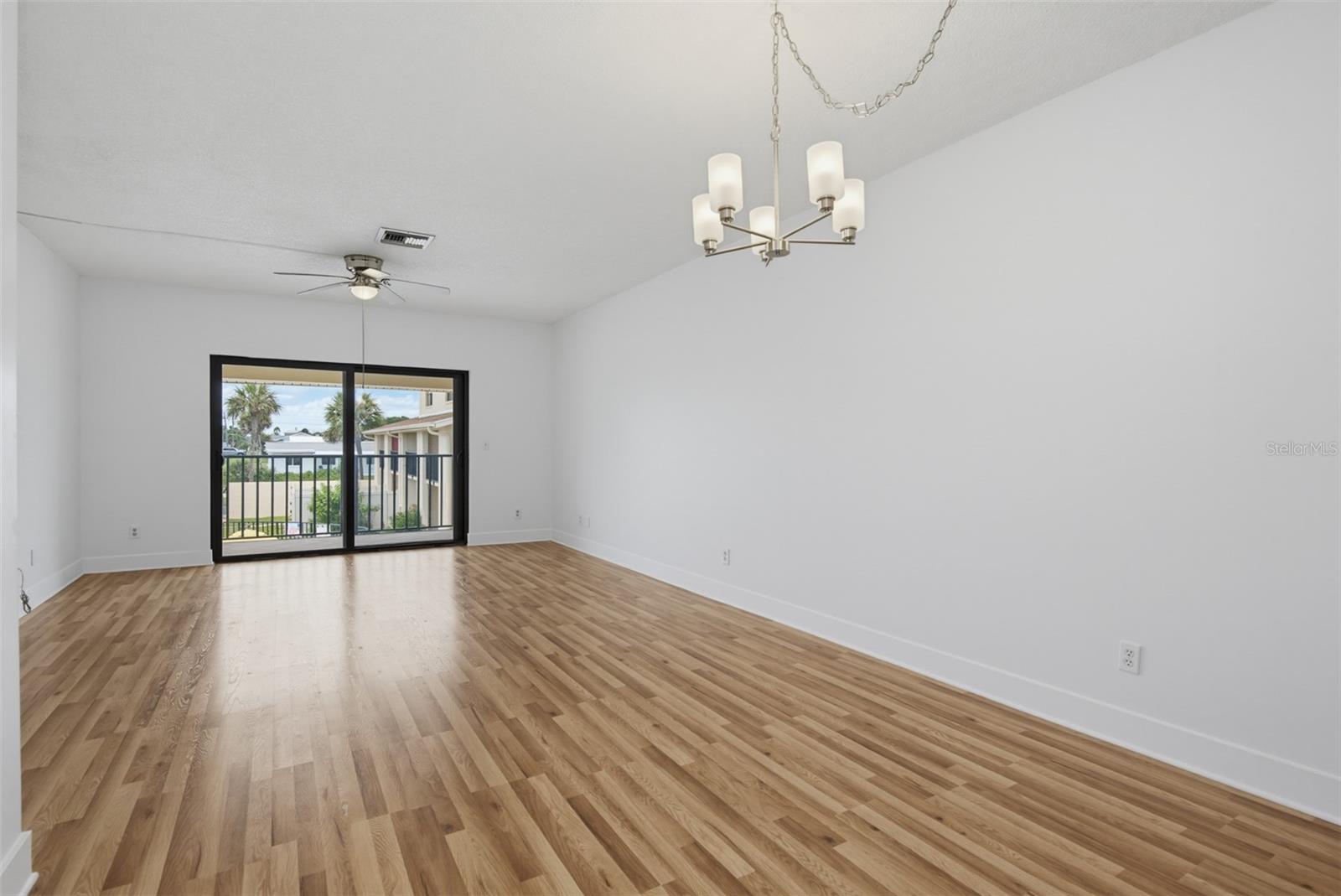 100 GRANT AVE #24 — photo 11