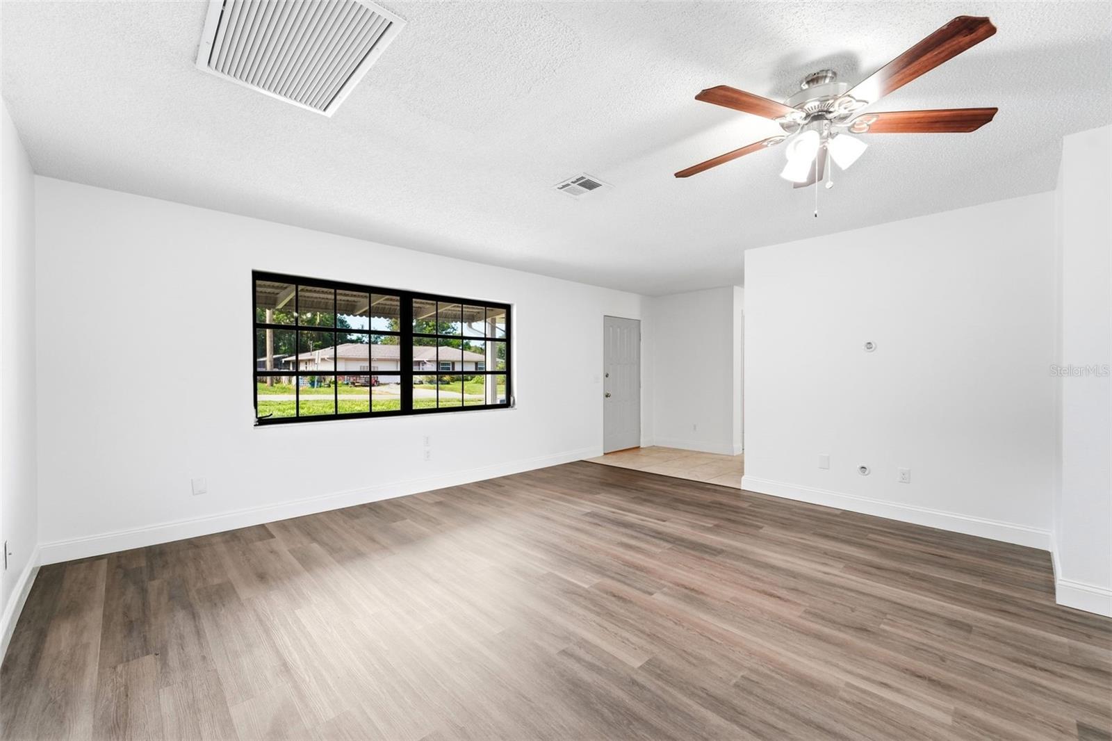 1360 N OLD MILL DR — photo 5