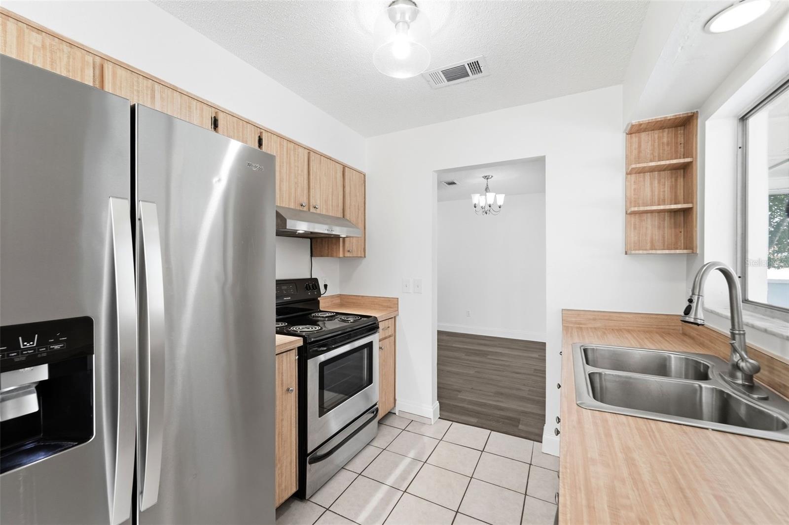 1360 N OLD MILL DR — photo 8