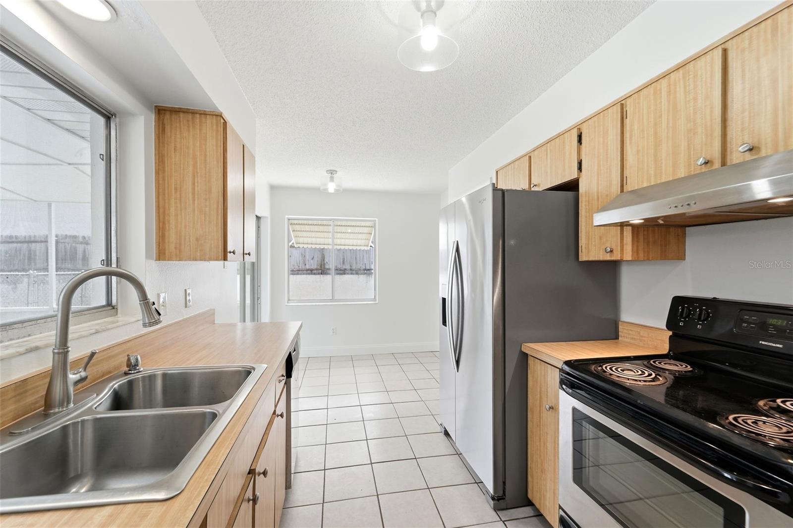 1360 N OLD MILL DR — photo 9