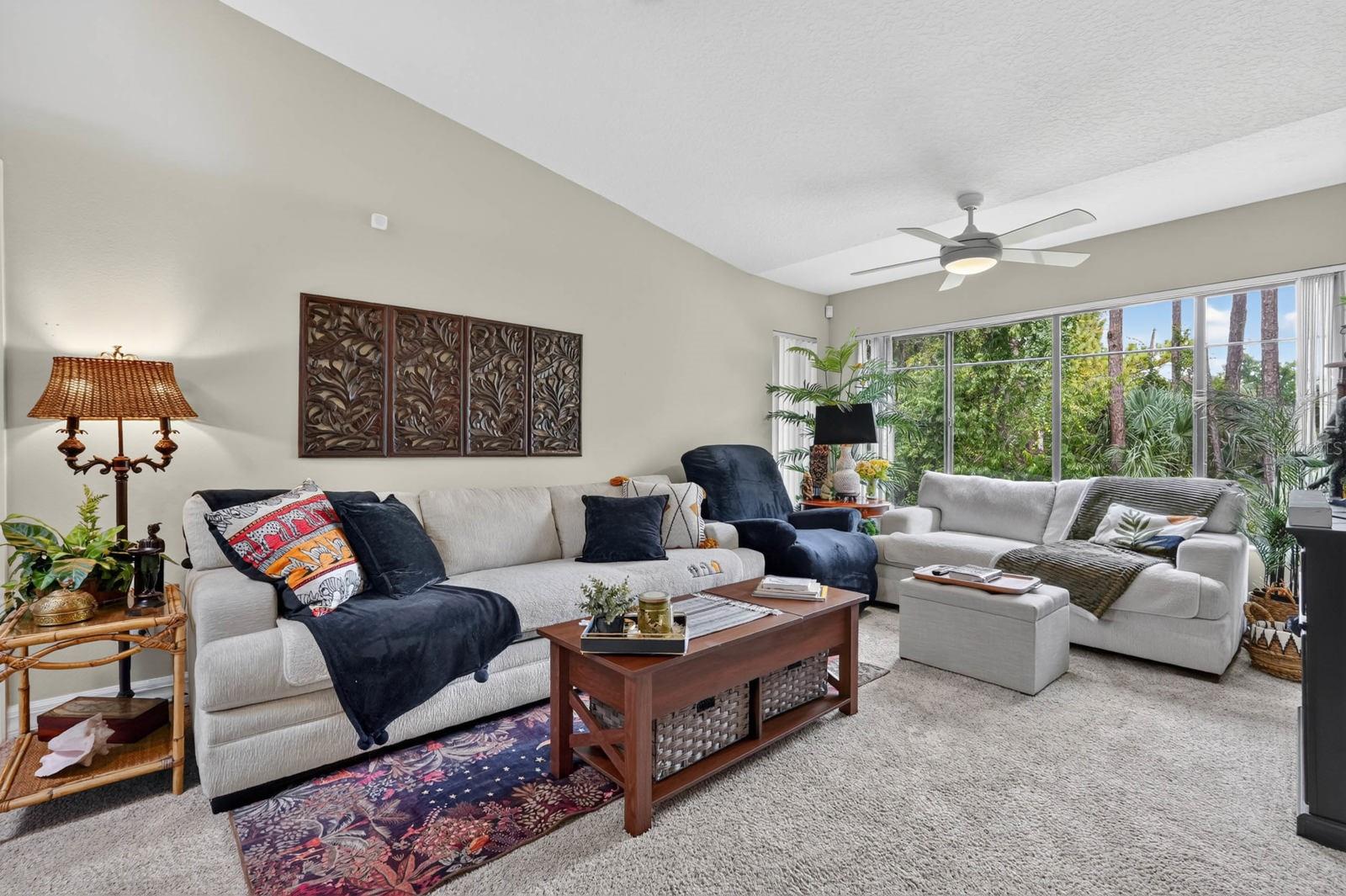 149 BLUE HERON DR #D — photo 12