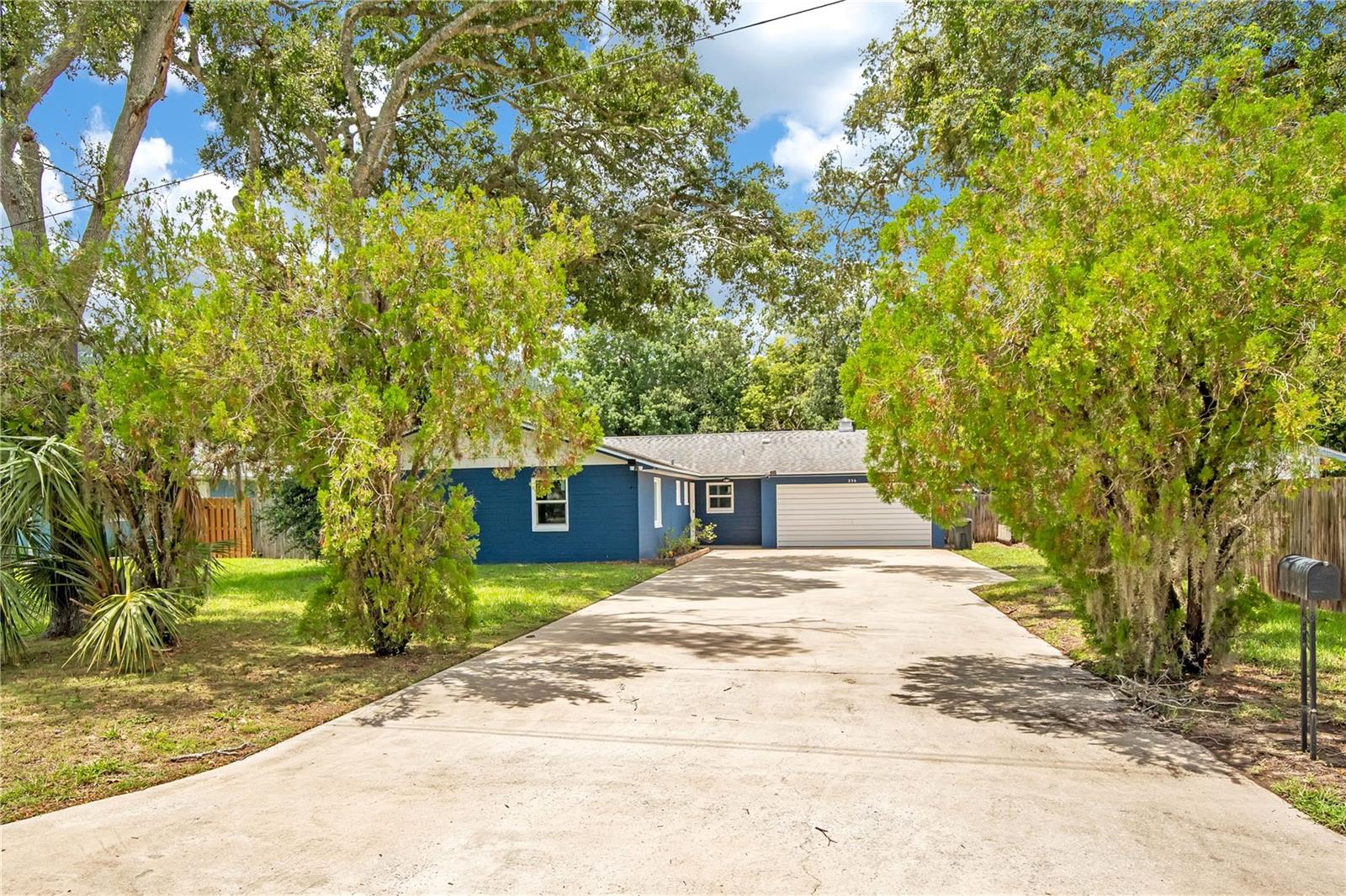 236 MCINTOSH RD — photo 3
