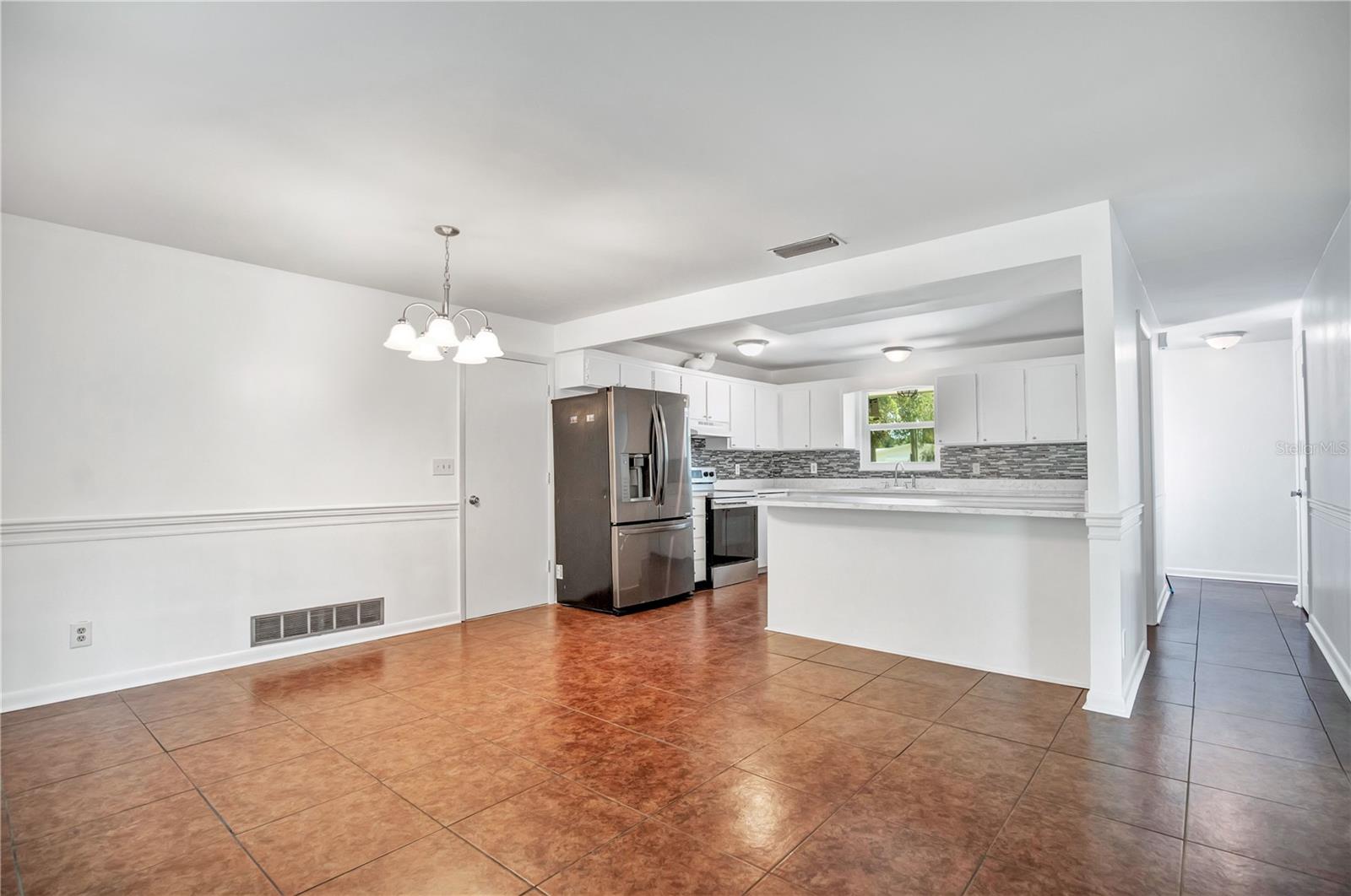 236 MCINTOSH RD — photo 6