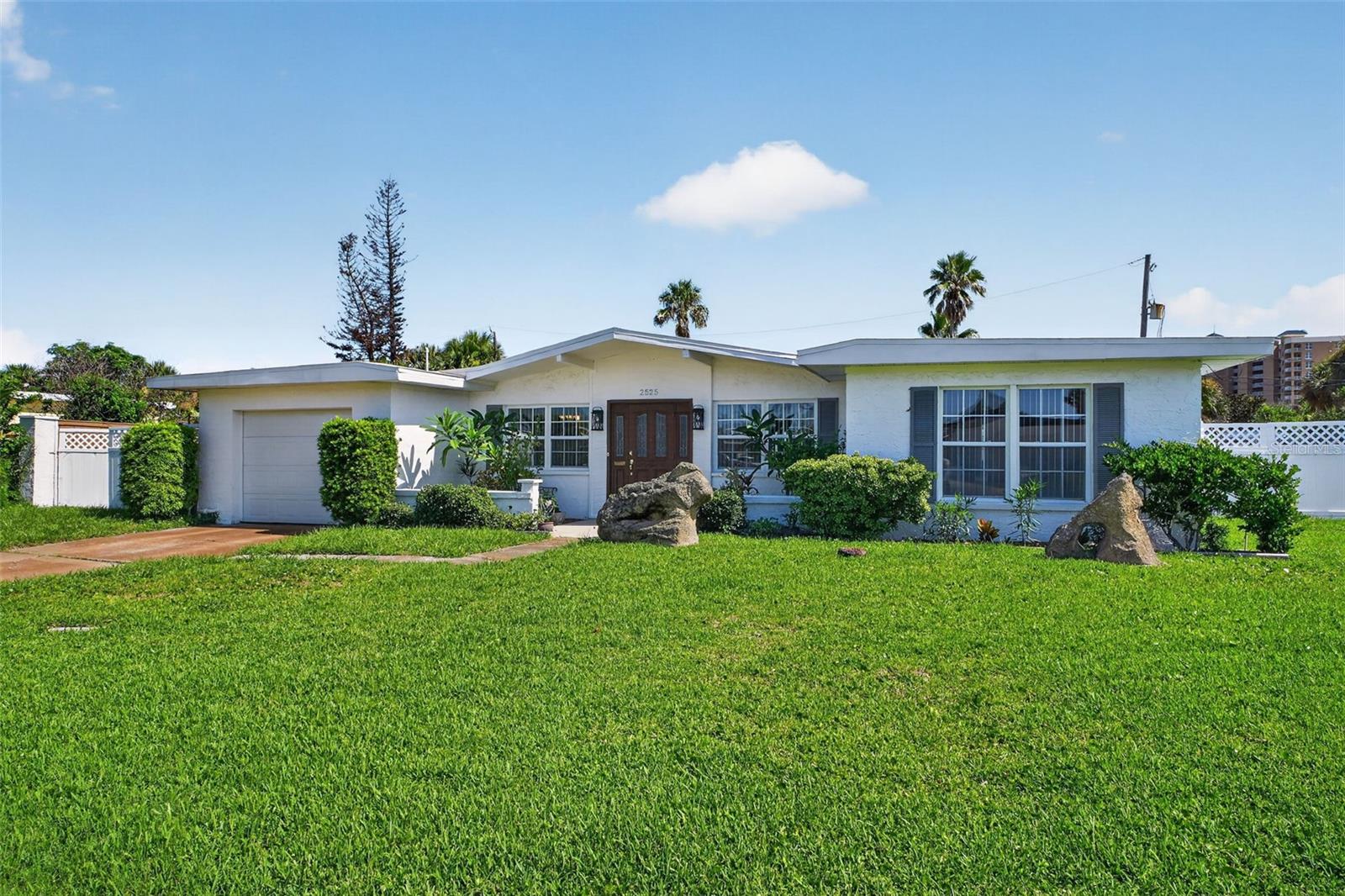 2525 CORAL WAY W — photo 12