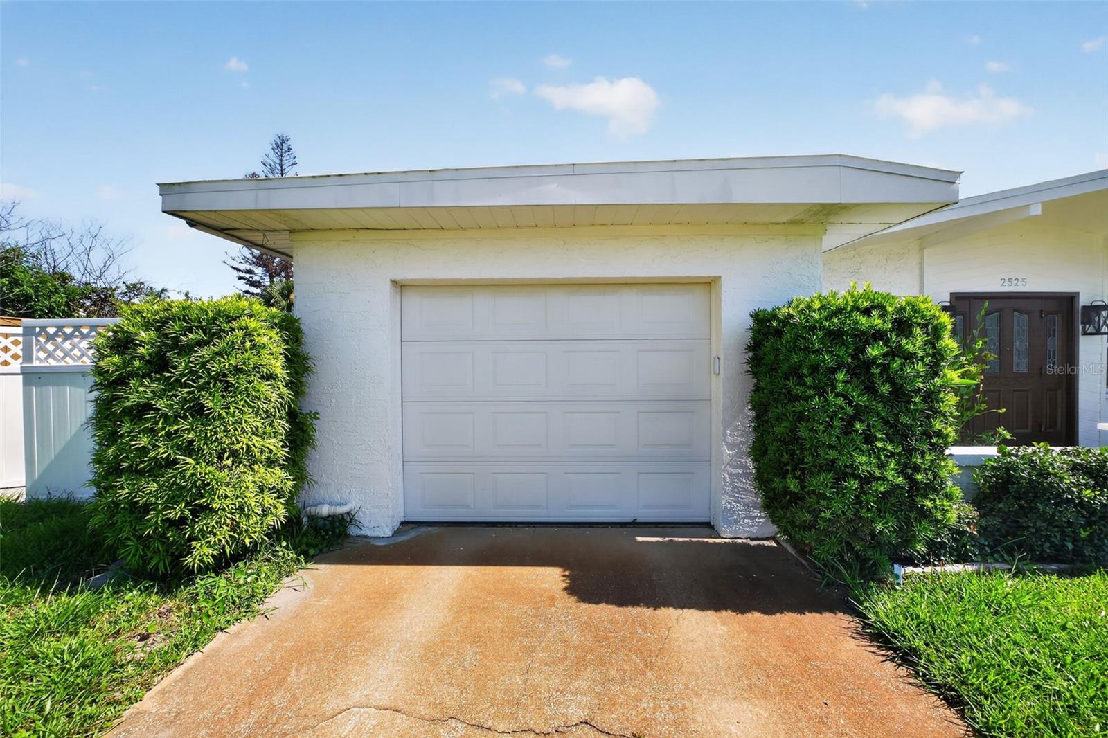 2525 CORAL WAY W — photo 3