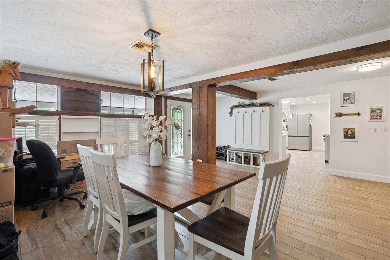 209 ALTA VISTA ST — photo 10