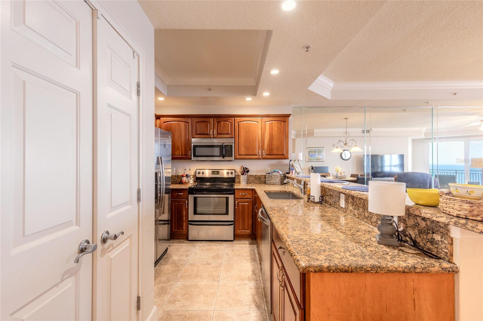 2403 S ATLANTIC AVE #910 — photo 11
