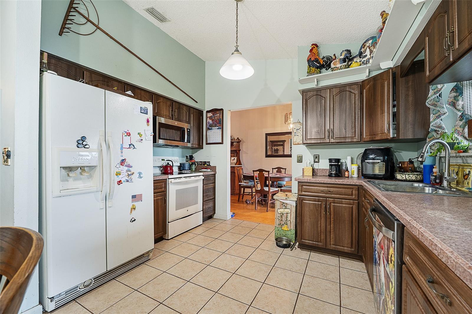2372 MITCHELL ISLAND RD — photo 8