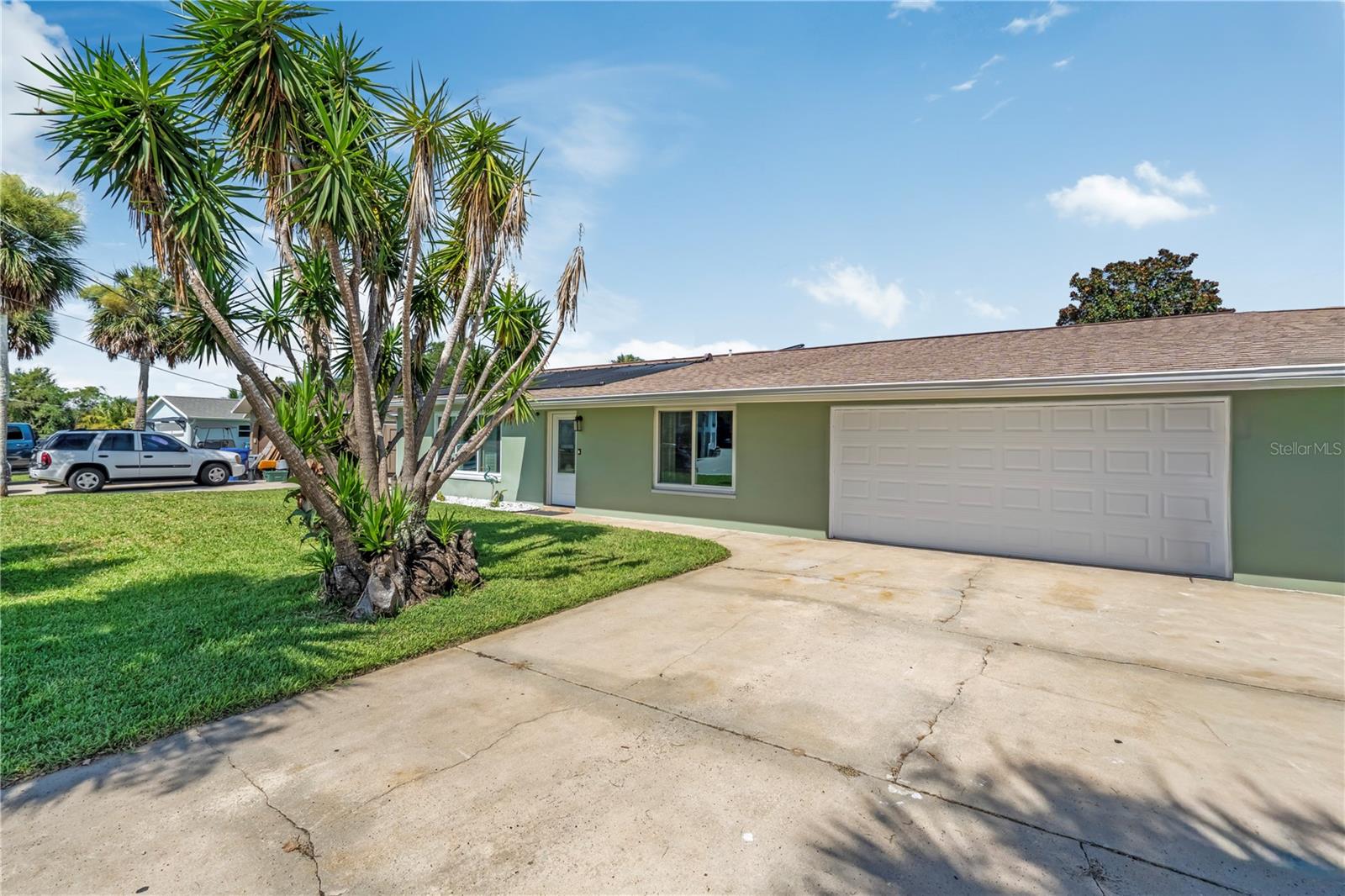 988 SHOCKNEY DR — photo 4