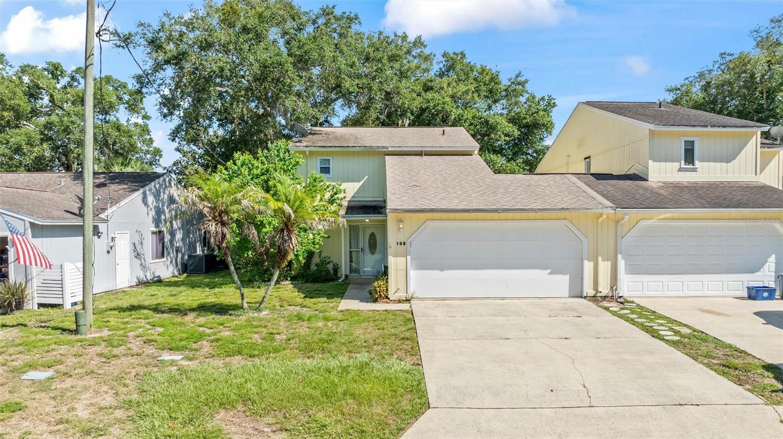 108 NORTHBROOK LN