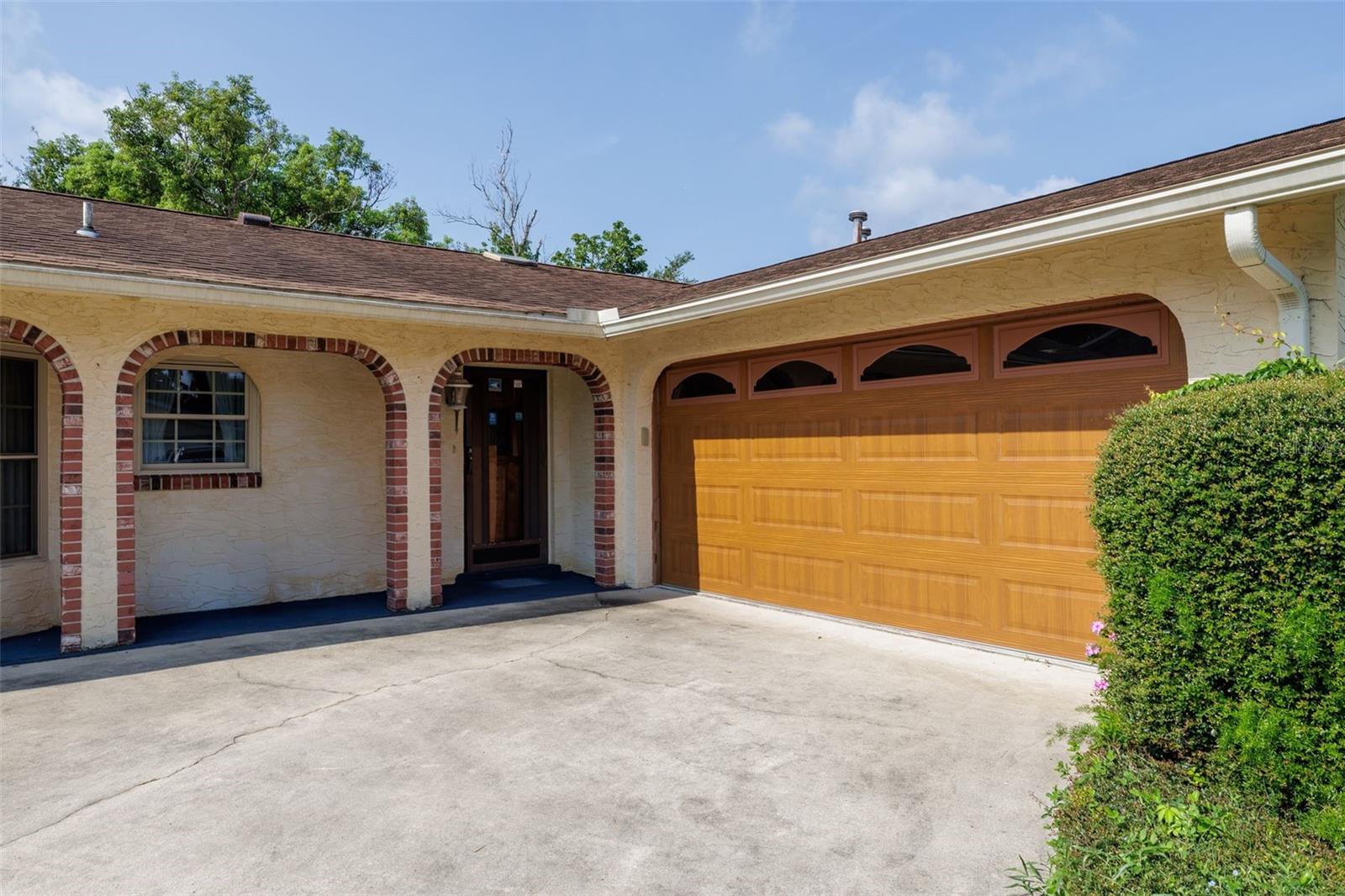 229 GEORGETOWNE BLVD — photo 3