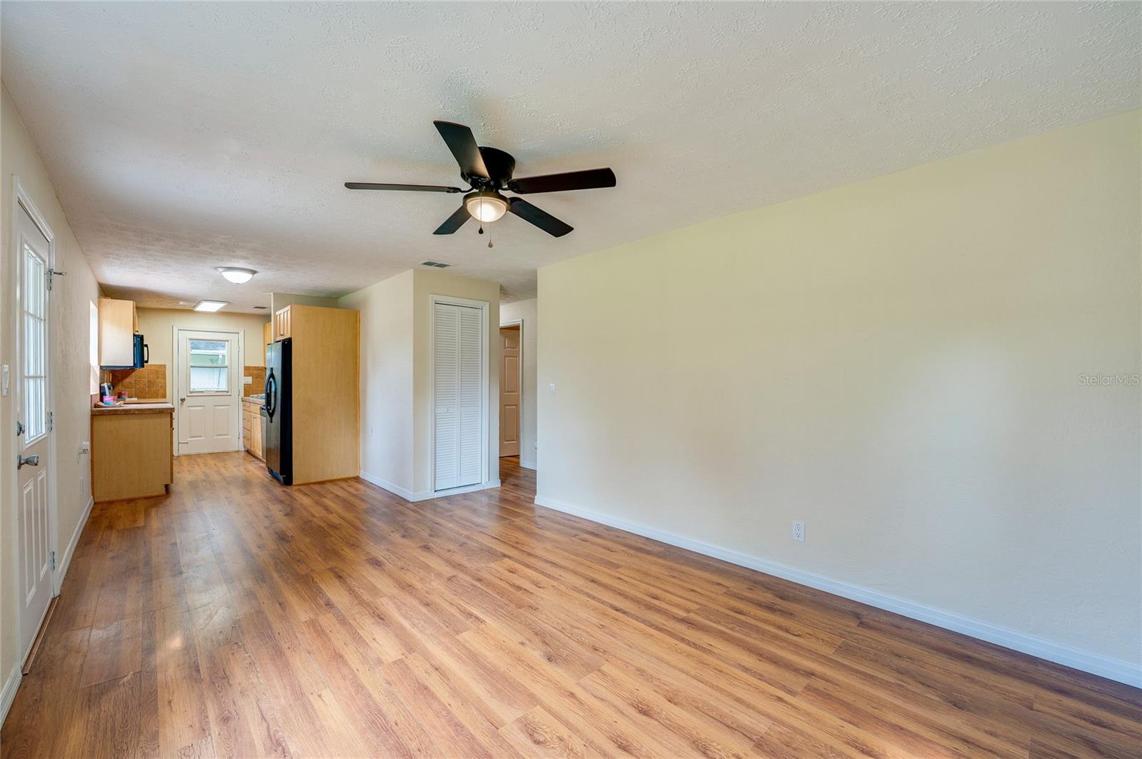 1220 LEON LN — photo 7